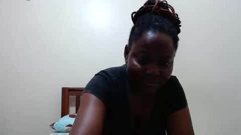 alicialust1 online show from 01.18.25