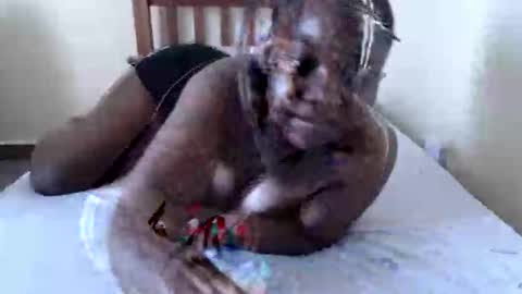 alicialust1 online show from 02.21.25