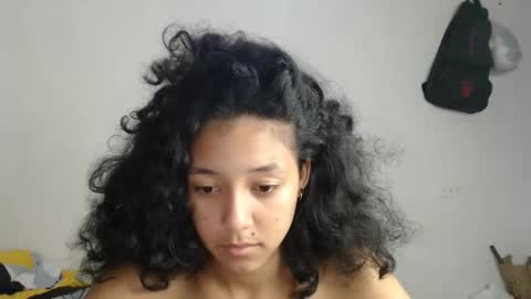 Snapshot of alicie_sexy_hot_20 chatting on 01.30.25 ana online show from 01.30.25