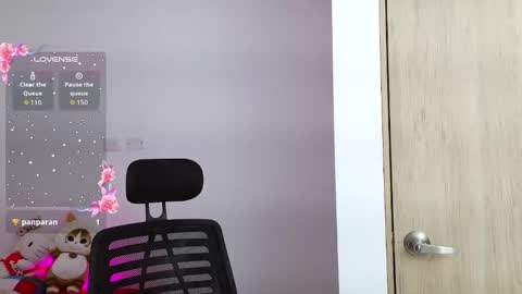 Snapshot of aliciia_23 chatting on 03.04.26 aliciia_23 online show from 03.04.26