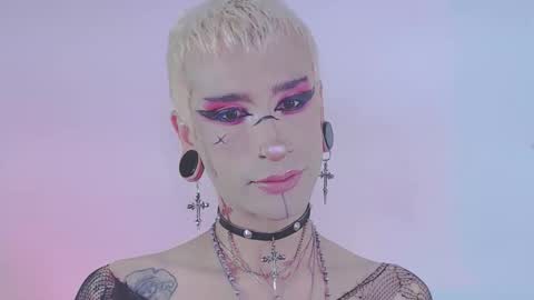     online show from 03.10.26