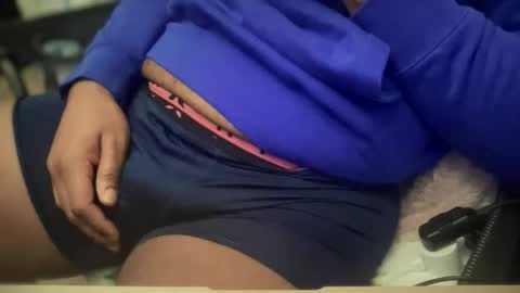 Snapshot of aliensuperstar423 chatting on 03.09.26 aliensuperstar423 online show from 03.09.26