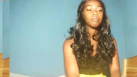 Snapshot of alihane21 chatting on 12.18.25 alihane21 online show from 12.18.25