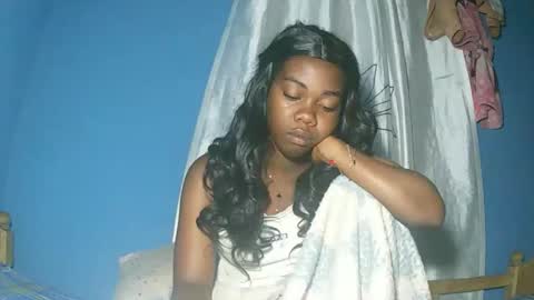 Snapshot of alihane21 chatting on 12.20.25 alihane21 online show from 12.20.25