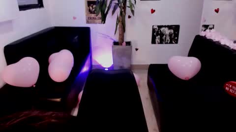 Snapshot of aliice_greco chatting on 02.12.26 Alice online show from 02.12.26