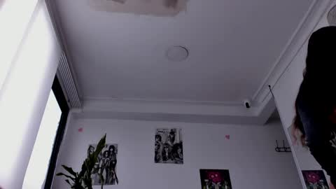 Snapshot of aliice_greco chatting on 03.08.26 Alice online show from 03.08.26