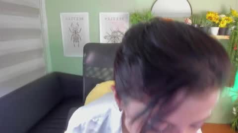 Snapshot of aliiz_01 chatting on 01.24.25 Camii online show from 01.24.25