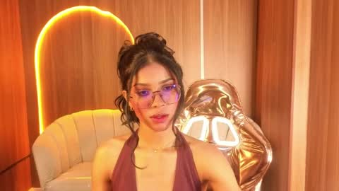 alina_b_ online show from 04.06.26