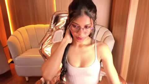 alina_b_ online show from 04.23.26