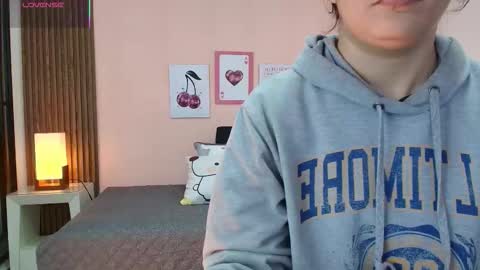 Snapshot of alina_martinelli chatting on 03.20.26 Alina online show from 03.20.26