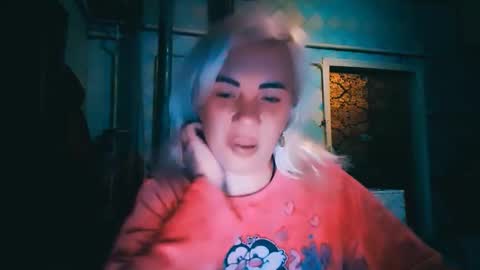 Snapshot of alinafrey_ chatting on 05.30.26 Alina online show from 05.30.26