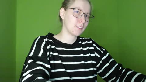 Snapshot of alinasei chatting on 04.10.26 alinasei online show from 04.10.26