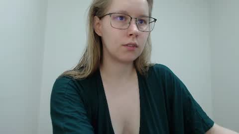 alinasei online show from 08.04.26