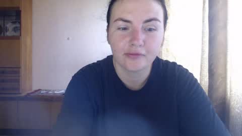 Snapshot of alinaxjames chatting on 06.22.26 AlinaxJames online show from 06.22.26