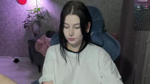 Snapshot of alinegreeeen chatting on 05.11.26 Aline Greeeen online show from 05.11.26