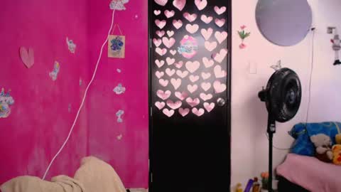 Snapshot of alis_jones__ chatting on 06.30.26 Alis jines online show from 06.30.26