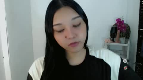 Shanti xhey online show from 04.04.26