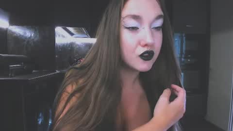Snapshot of alisaxfox chatting on 07.22.26 Alisa online show from 07.22.26