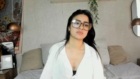 Snapshot of alisha69_ chatting on 05.29.26 alisha69_ online show from 05.29.26