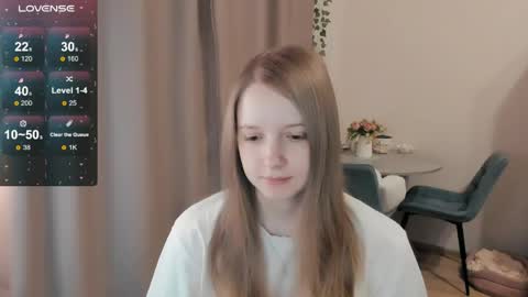 Snapshot of alisha_ley chatting on 05.20.26 Alya online show from 05.20.26