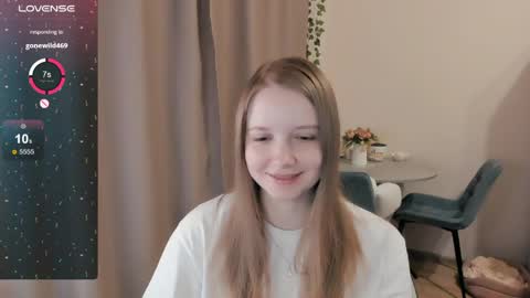 Snapshot of alisha_ley chatting on 05.23.26 Alya online show from 05.23.26