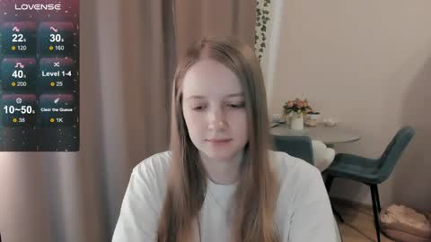 Snapshot of alisha_ley chatting on 06.08.26 Alya online show from 06.08.26