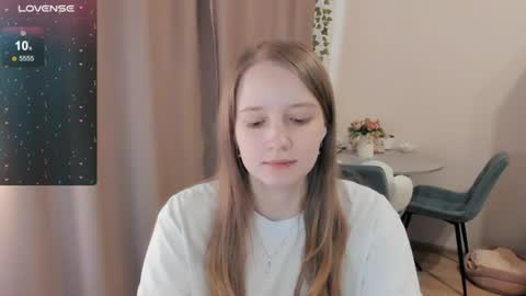 Snapshot of alisha_ley chatting on 06.15.26 Alya online show from 06.15.26