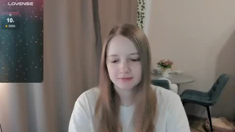 Snapshot of alisha_ley chatting on 06.18.26 Alya online show from 06.18.26