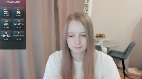 Snapshot of alisha_ley chatting on 06.25.26 Alya online show from 06.25.26