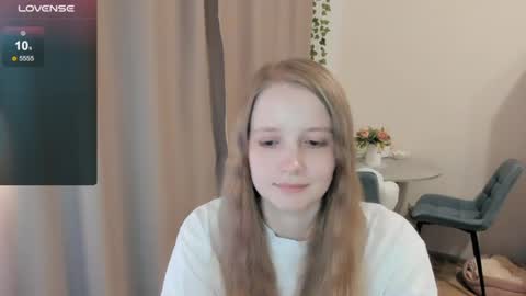Snapshot of alisha_ley chatting on 06.27.26 Alya online show from 06.27.26
