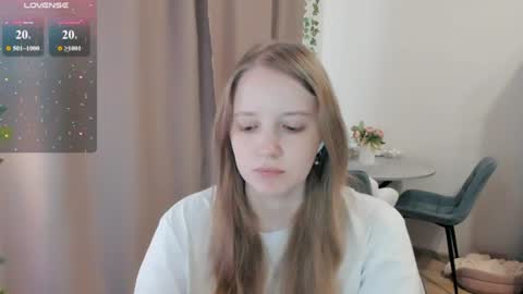 Snapshot of alisha_ley chatting on 07.11.26 Alya online show from 07.11.26