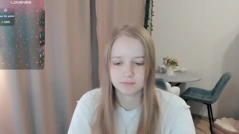 Snapshot of alisha_ley chatting on 07.12.26 Alya online show from 07.12.26