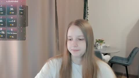 Snapshot of alisha_ley chatting on 07.14.26 Alya online show from 07.14.26