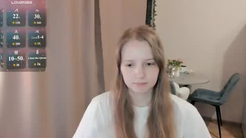 Snapshot of alisha_ley chatting on 07.15.26 Alya online show from 07.15.26
