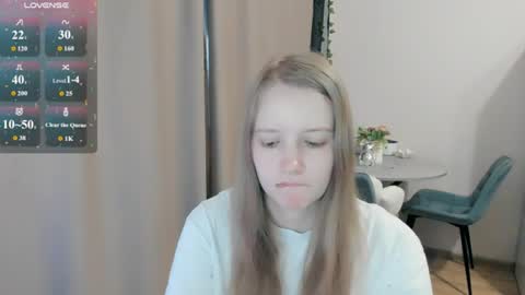 Snapshot of alisha_ley chatting on 07.16.26 Alya online show from 07.16.26