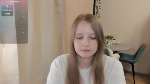 Snapshot of alisha_ley chatting on 07.23.26 Alya online show from 07.23.26