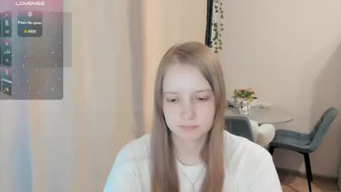 Snapshot of alisha_ley chatting on 07.28.26 Alya online show from 07.28.26