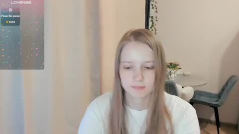 Snapshot of alisha_ley chatting on 07.28.26 Alya online show from 07.28.26