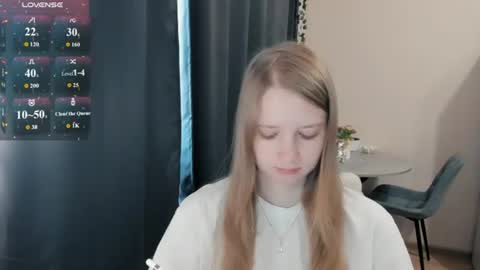 Snapshot of alisha_ley chatting on 08.04.26 Alya online show from 08.04.26