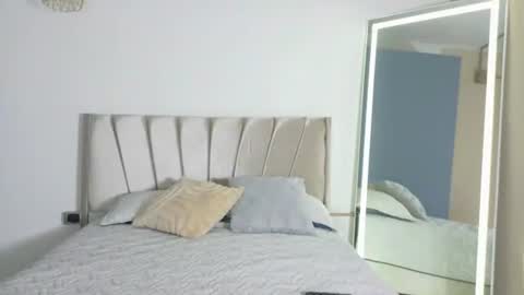 Snapshot of alishaa_sweet chatting on 06.12.26 Alisha online show from 06.12.26