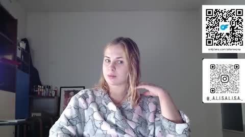 Snapshot of alismoona chatting on 01.07.26 Alisa online show from 01.07.26