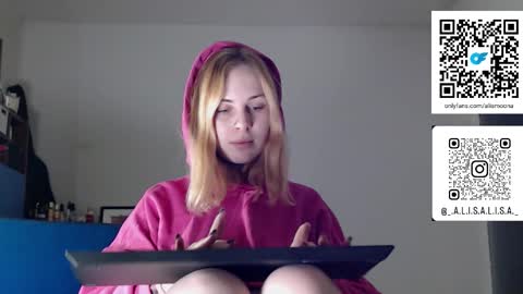 Snapshot of alismoona chatting on 01.14.26 Alisa online show from 01.14.26