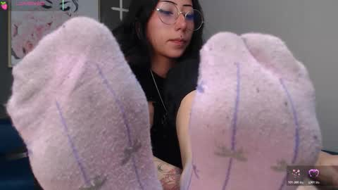 Snapshot of aliss_angel_ chatting on 03.17.26 aliss_angel_ online show from 03.17.26