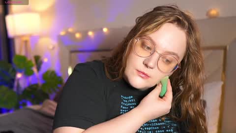 Snapshot of alissa_styles chatting on 12.05.24 Alissa online show from 12.05.24