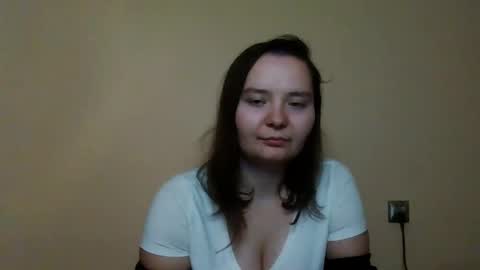 AlissaFlowers online show from 01.18.25
