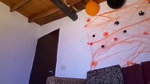 Alisson369  online show from 10.23.25