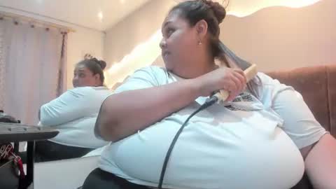 Snapshot of alisson_am chatting on 06.20.26 Alisson online show from 06.20.26