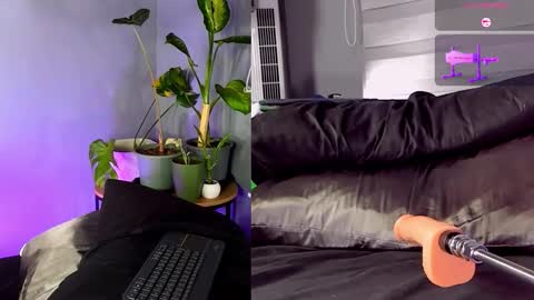 A  L  I  S  S  O  N online show from 12.19.25