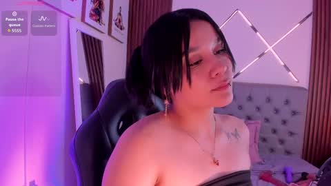 Snapshot of alisson_sanders chatting on 05.11.26 Alisson online show from 05.11.26