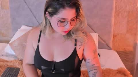 Snapshot of alissonjoneess chatting on 01.15.26 Alisson Joness online show from 01.15.26